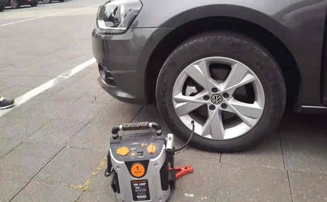祁连汽车搭电案例